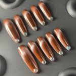 Rhinestone Cat Eye Almond Brown Ombre Nails